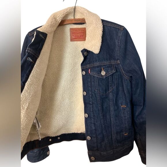 Levi’s Sherpa Lined Denim Trucker Jacket Size XS - Picture 1 of 9